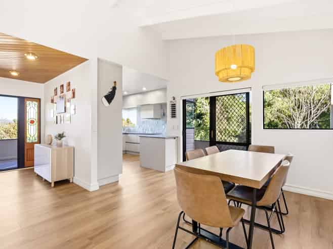 21 Kahurangi Drive, Rangatira Park