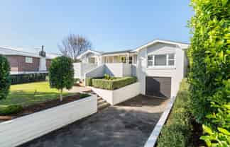82 Grange Road, Otumoetai