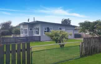 27 Roore Street, Foxton Beach
