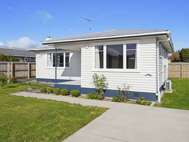 27 Elizabeth Street, Levin