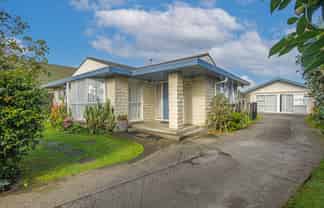 184 Amberley Avenue, Highbury