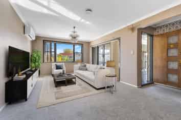 18 Greenmeadows Avenue, Manurewa East