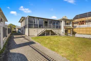 18 Greenmeadows Avenue, Manurewa East