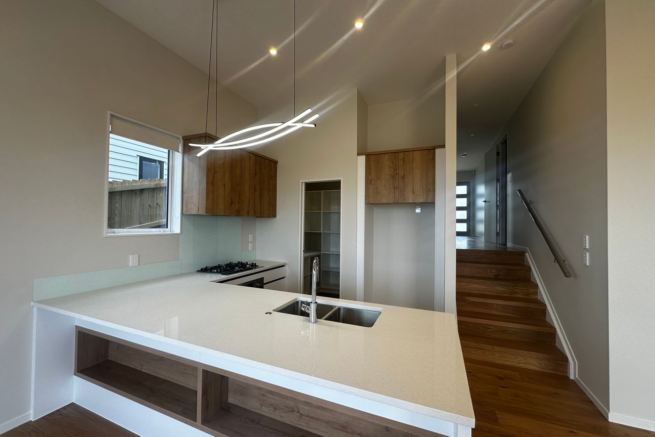 Brand-New Family Home in Beachlands, Ready for You! – pohled 6