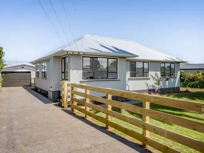 80 Gisborne Terrace, Opunake