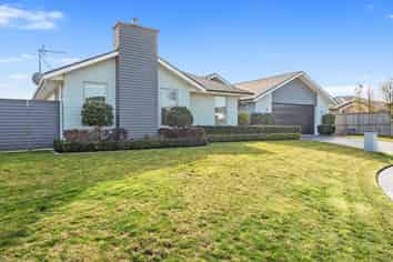 7 Nicola Jean Place, Flagstaff