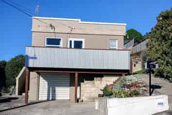 33 Don Street, Oamaru