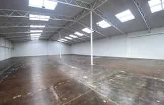 Central 900sqm Warehouse | 10 Parks