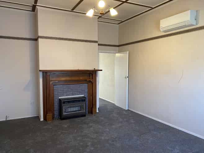 16 Disraeli Street, Hawera