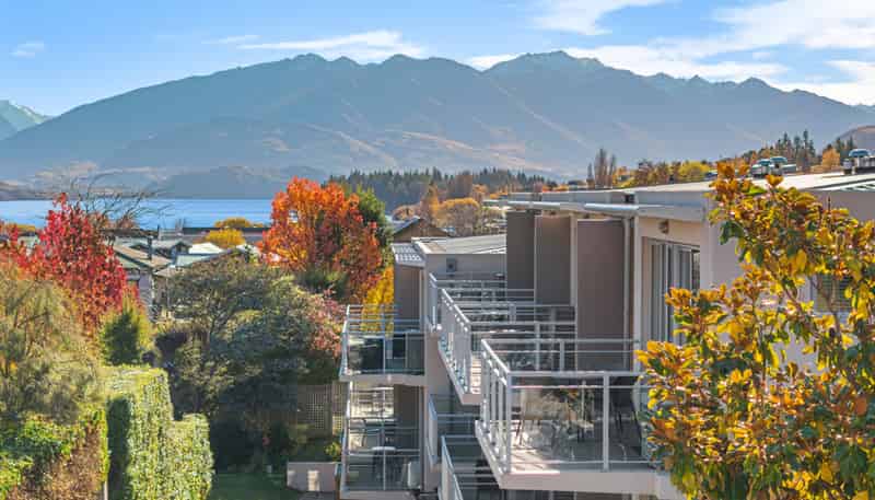 201/29 Warren Street, Wanaka