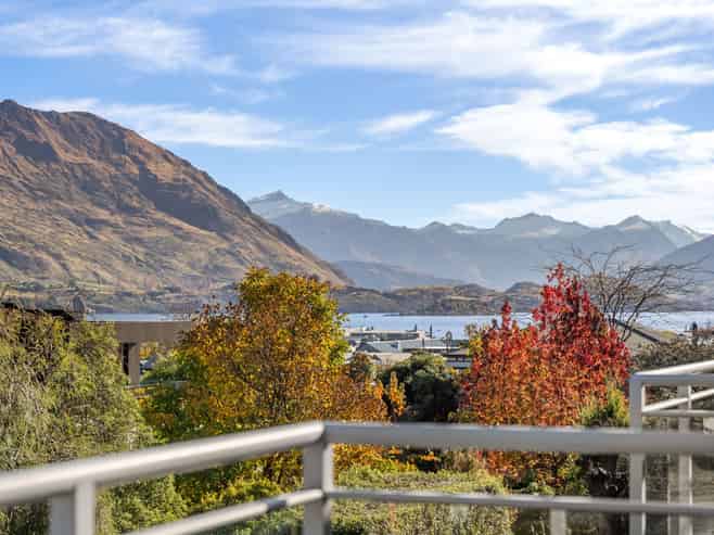 201/29 Warren Street, Wanaka