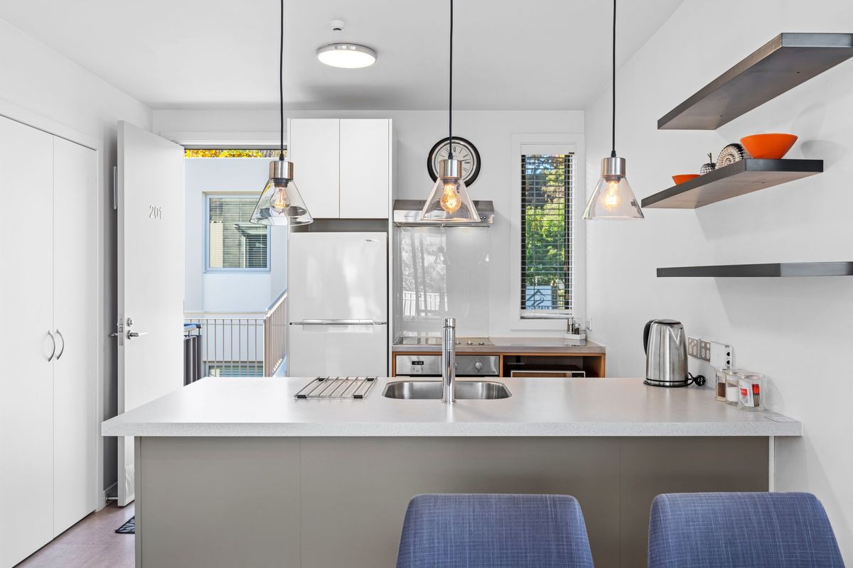 Belvedere Apartment in Central Wanaka - More