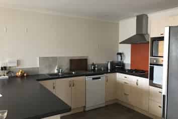 42B Alpers Ridge, Leamington