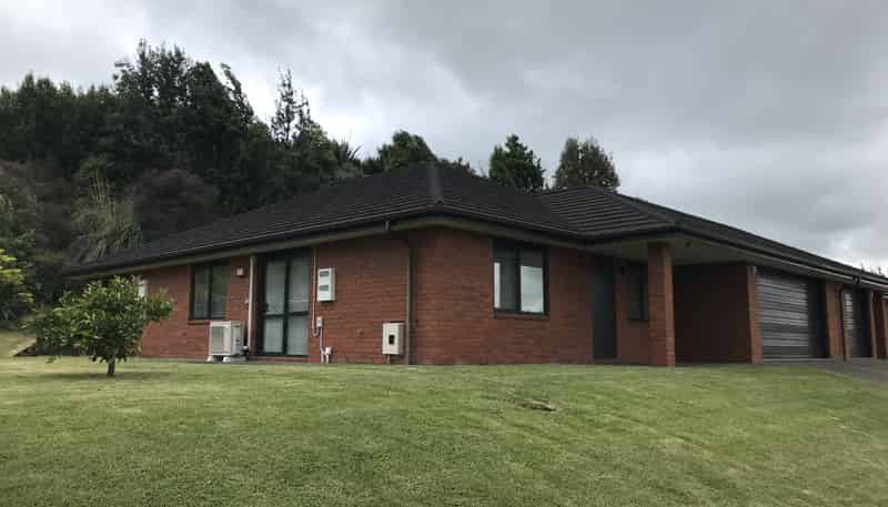 42B Alpers Ridge, Leamington