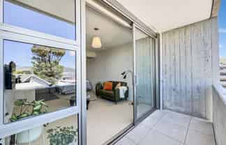 203/2 Campbell Terrace, Petone