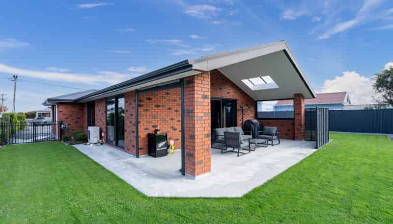 6 John Street, Winton