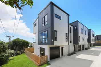 Lot 4/35 Ryburn Road, Mount Wellington