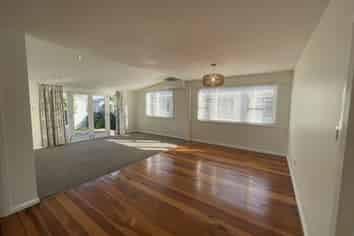 20 South Street , Petone
