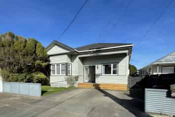 20 South Street , Petone