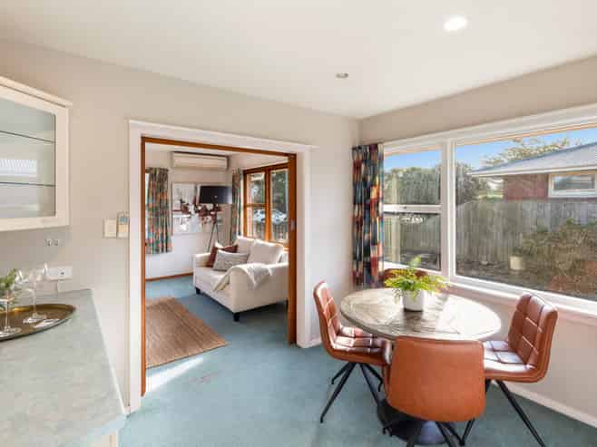 120 Grimseys Road, Redwood