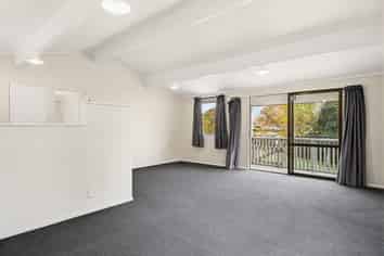 2B Baycroft Avenue, Parkvale
