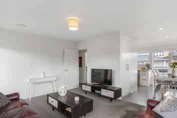 1/28 Halsey Road, Manurewa