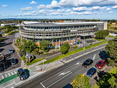 Receivership Sale–Quality Investment with upside