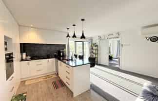 84A Melksham Drive, Churton Park