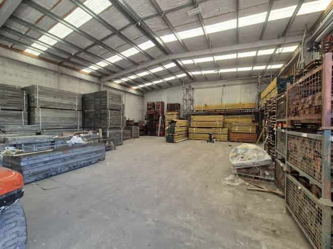 Modern Warehouse at Wholesale Rates!