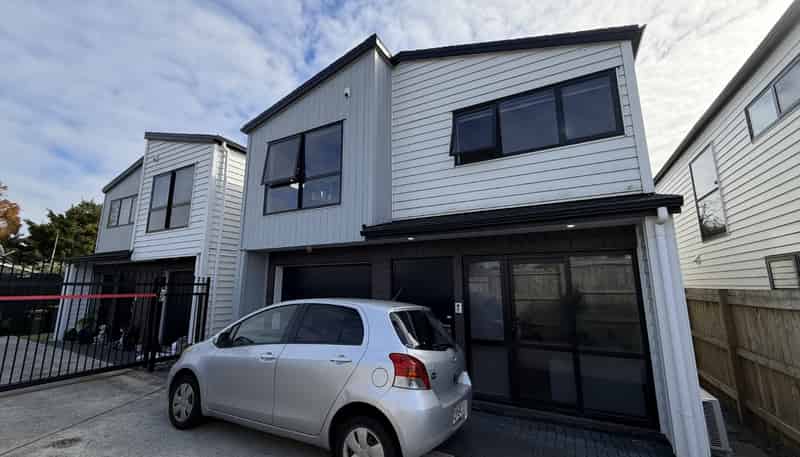 6D Christmas Road, Manurewa