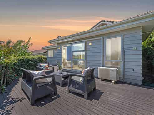 6 Viridian Lane, Greenhithe