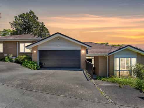 6 Viridian Lane, Greenhithe