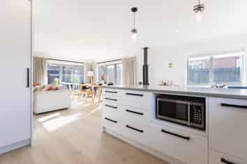 19B Francis Road, Paraparaumu Beach