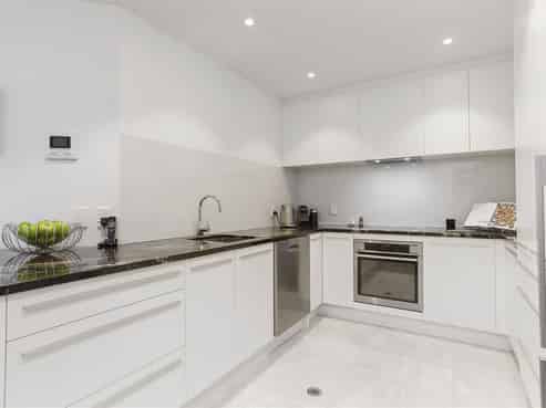 3E/175 Hurstmere Road, Takapuna