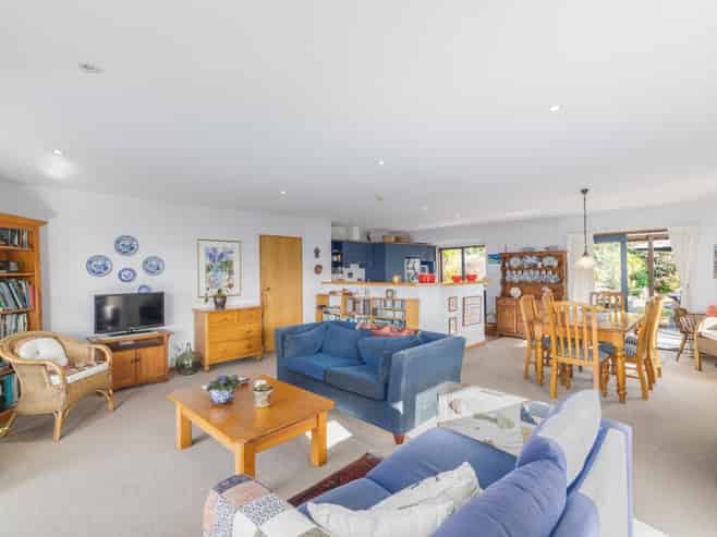 17 Te Ra Crescent, Diamond Harbour