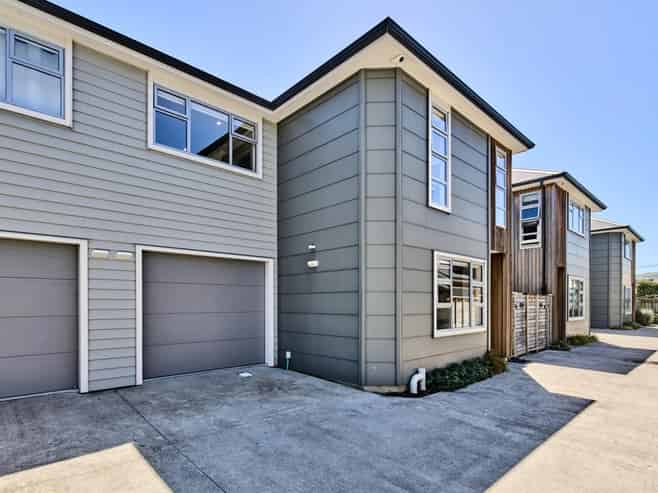3 Rose Way, Belmont