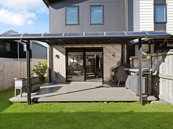 2/63 Cabourne Drive, Glenview