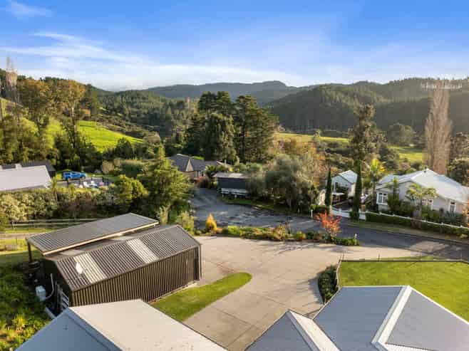 14 Manuka Drive, Whangamata