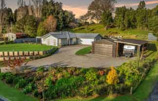 14 Manuka Drive, Whangamata