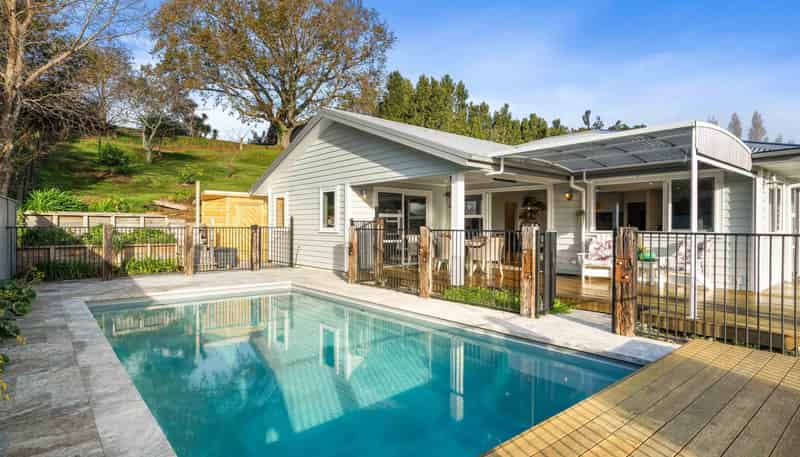 14 Manuka Drive, Whangamata