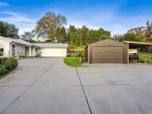 14 Manuka Drive, Whangamata