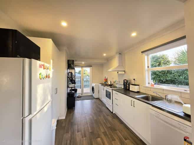 37 Graham Street, Levin