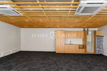 NATURAL LIGHT FILLED GRAFTON OFFICE