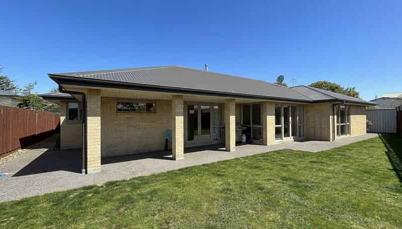 103 Windermere Road, Papanui