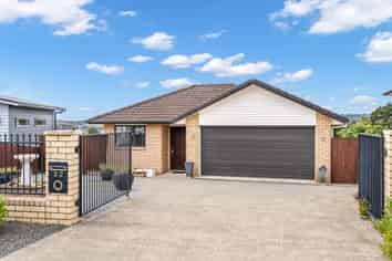 32 Pebble Beach Boulevard, Kamo
