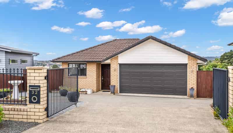32 Pebble Beach Boulevard, Kamo