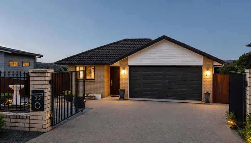 32 Pebble Beach Boulevard, Kamo