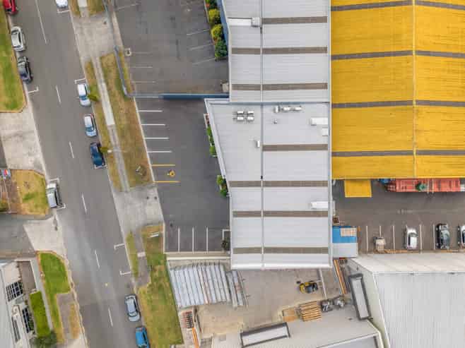 Modern industrial with premium office fit out