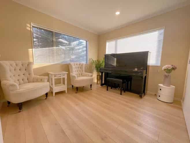 7 Galora Close, Flat Bush