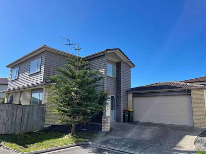 7 Galora Close, Flat Bush